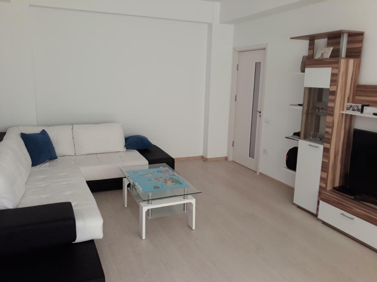 apartament 3 camere Constanţa Exterior foto