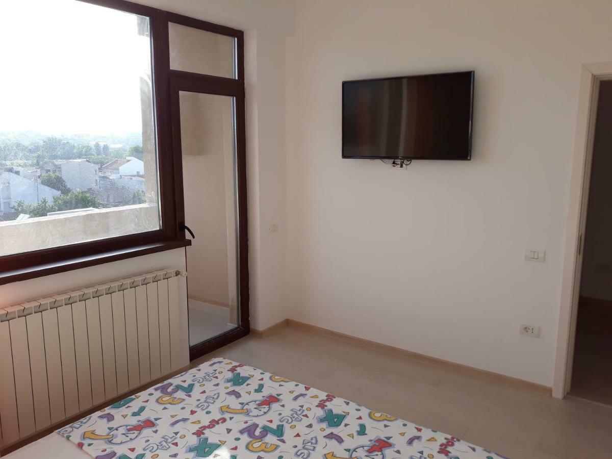 apartament 3 camere Constanţa Exterior foto