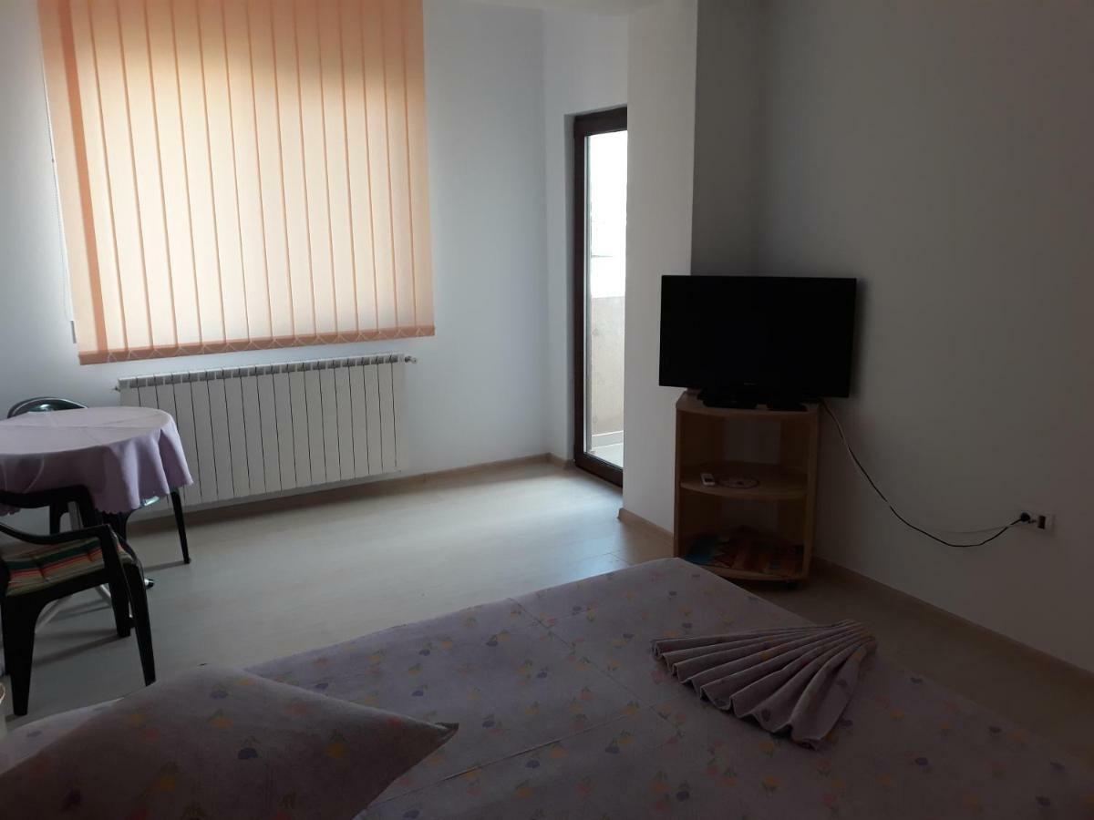 apartament 3 camere Constanţa Exterior foto